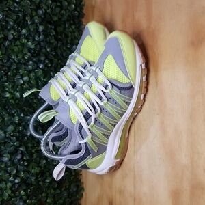 Nike Air Max 97 | Size 6.5 (Womens) Size 5 (Mens) | Gray